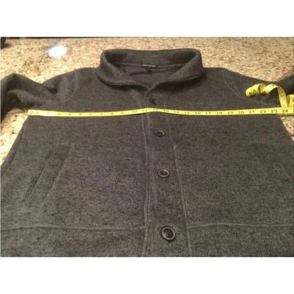 Banana Republic Women’s Heavyweight Gray Button Cardigan Size L - Picture 6 of 8